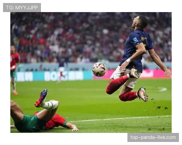 半场哨响时裁判终止比赛与补时计算规则