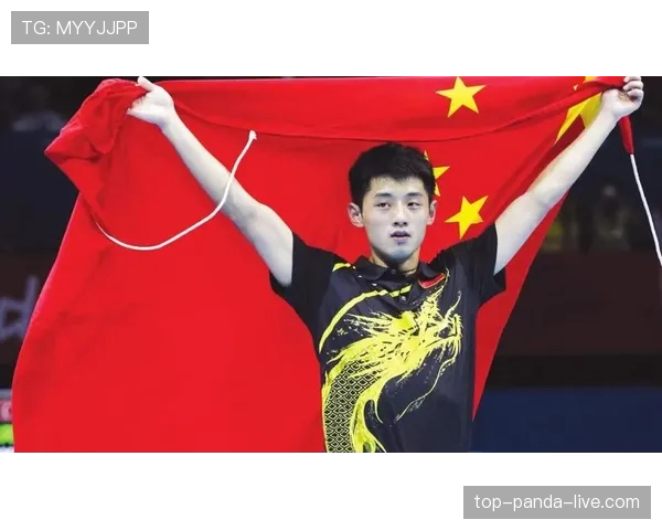 张继科上场拿金牌那气场，一下场就成了随手买菜的大哥，这反差太逗